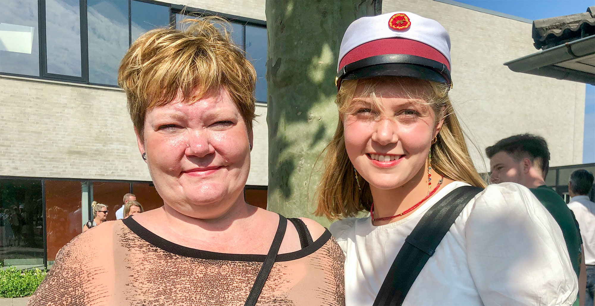 Karina Balk-Møller dimitterede fra TG for 30 år siden – og i år var det hendes datter, Ries, tur. Foto: Kathrina Aggebo.