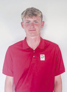 Det kun 17-årige golftalent, Emil Tingsted Blum, har sat ny banerekord i Dragør Golfklub.