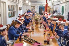 En velfortjent frokost nydes på Dragør Fort. Foto: TorbenStender.