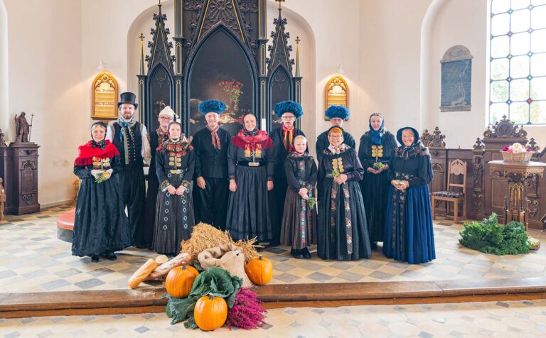 Fra sidste års høstgudstjeneste i St. Magleby Kirke. Arkivfoto: TorbenStender.