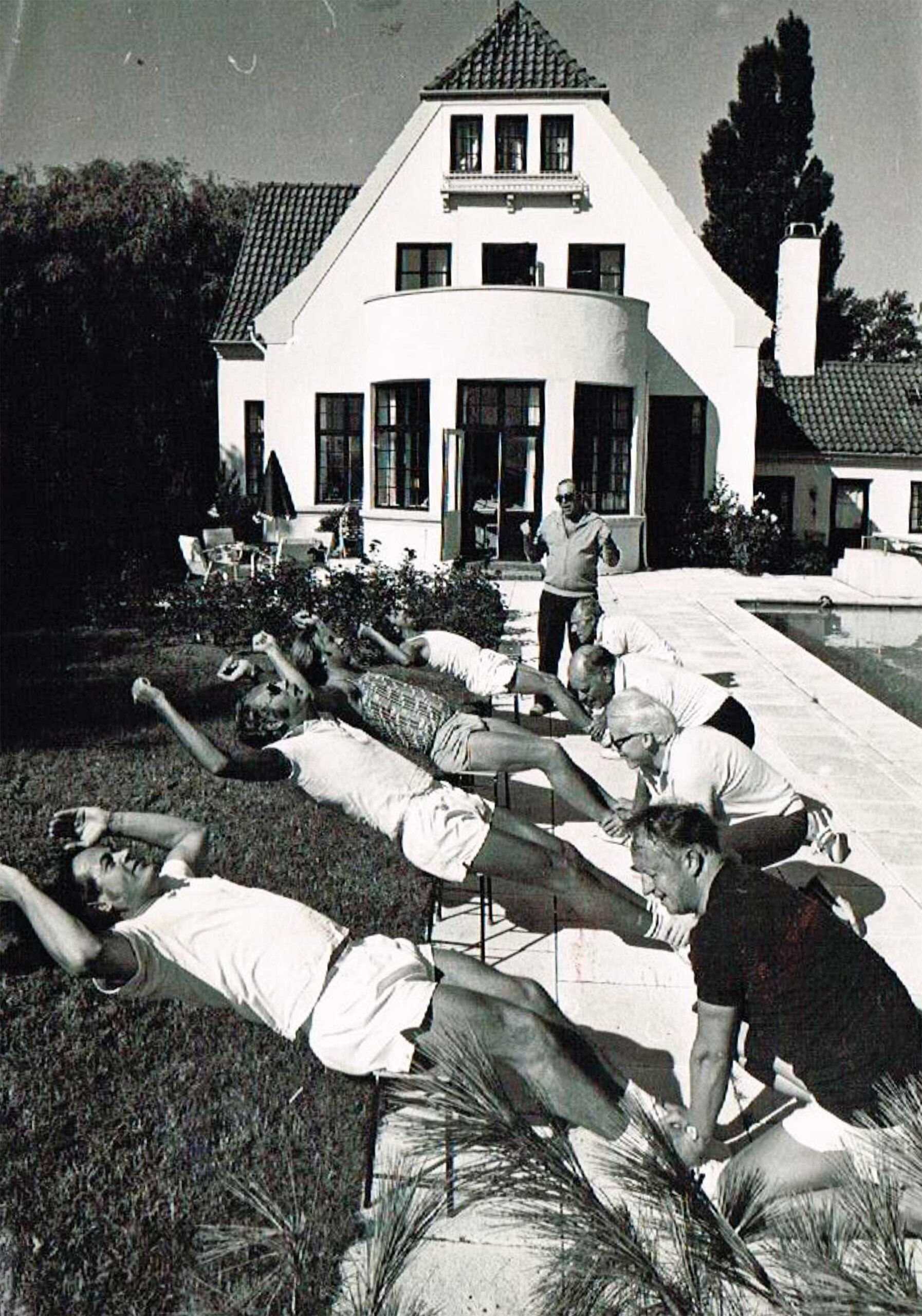 I starten foregik træningen hjemme hos Flemming Brylle ved familiens villa på Nordstranden.