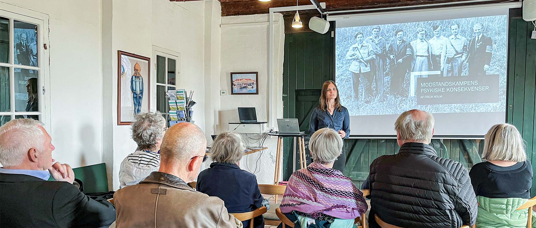 Freja Holm fortæller om de psykiske konsekvenser for danskerne i modstandsbevægelsen. Foto: Museum Amager.