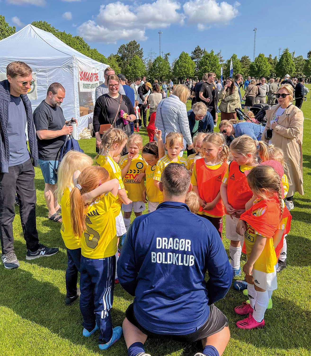 Drag­ør Boldklub har stor succes både med pigefodbold og med frivilligheden, hvor mange hjælper til som trænere og ledere.