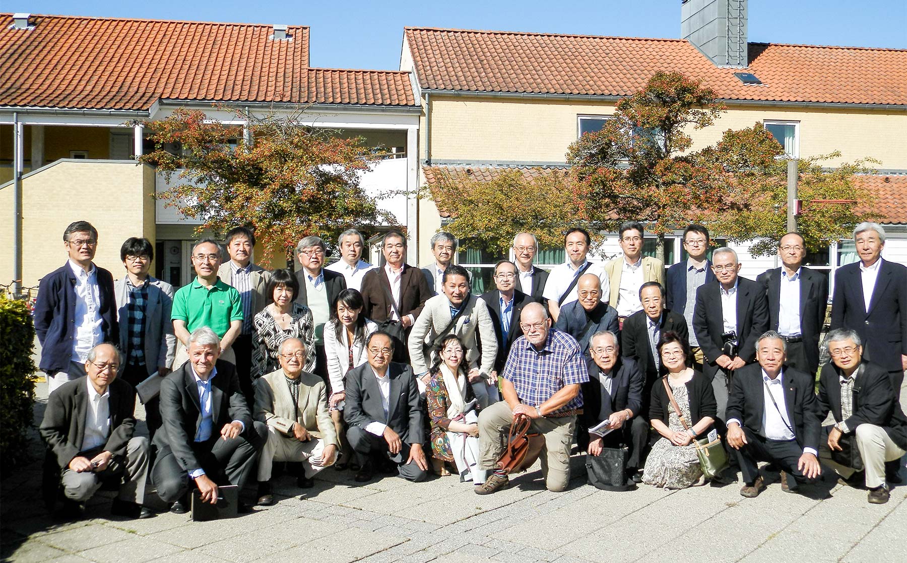 I 2014 er 32 japanere på besøg på Dragørs Aktivitetshus. Arkivfoto.