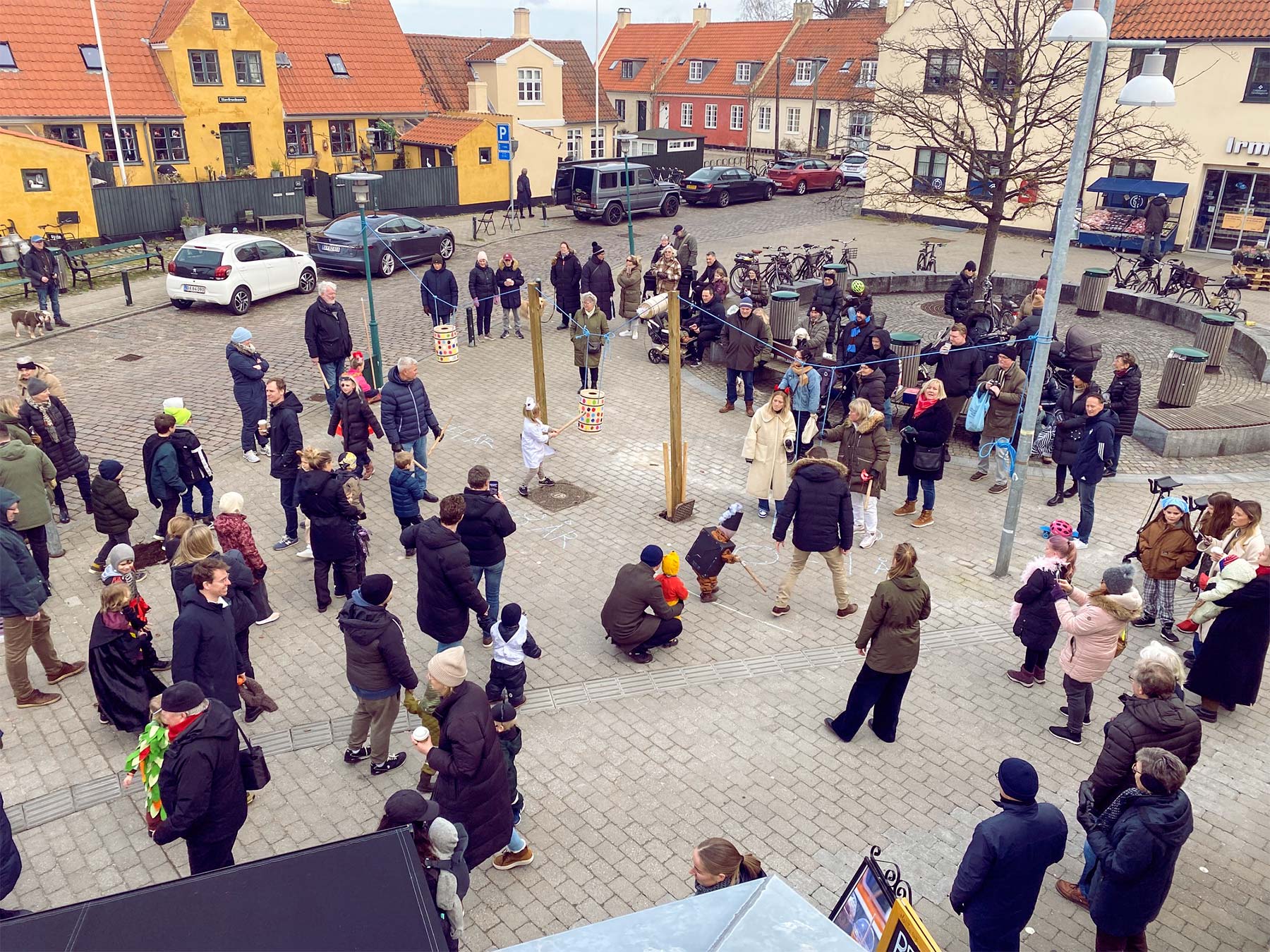 Dragør Gadelaug afholder fastelavn på Neels Torv. Arkivfoto: Maria Nielsen.