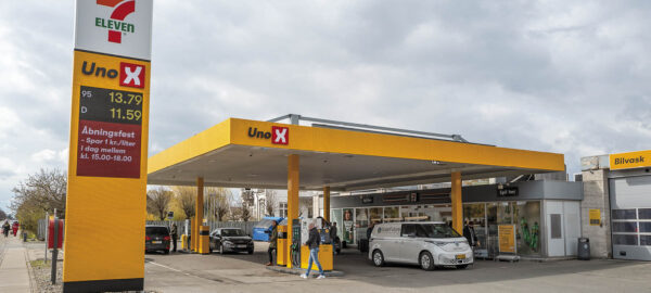 Tankstationen på Kirkevej har fået ny ejer. Foto: TorbenStender.