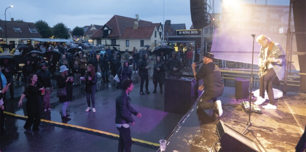 Chief 1 optræder igen i år til havnefesten – forhåbeligt denne gang i tørvejr. Arkivfoto: TorbenStender.