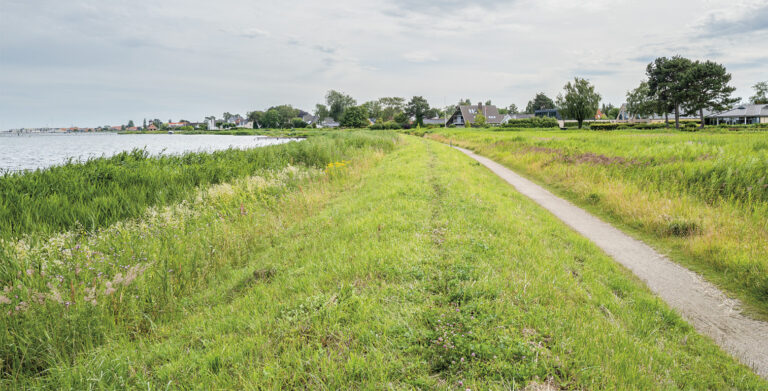 Politikerne skal tage stilling til, om midlerne til reparation af diget på Nordstranden skal tages fra ubrugte midler til oprensning af Hovedgrøften. Arkivfoto: TorbenStender.