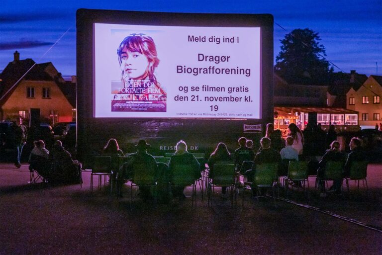 Dragør Biografforening viser film på havnepladsen. Foto: TorbenStender.