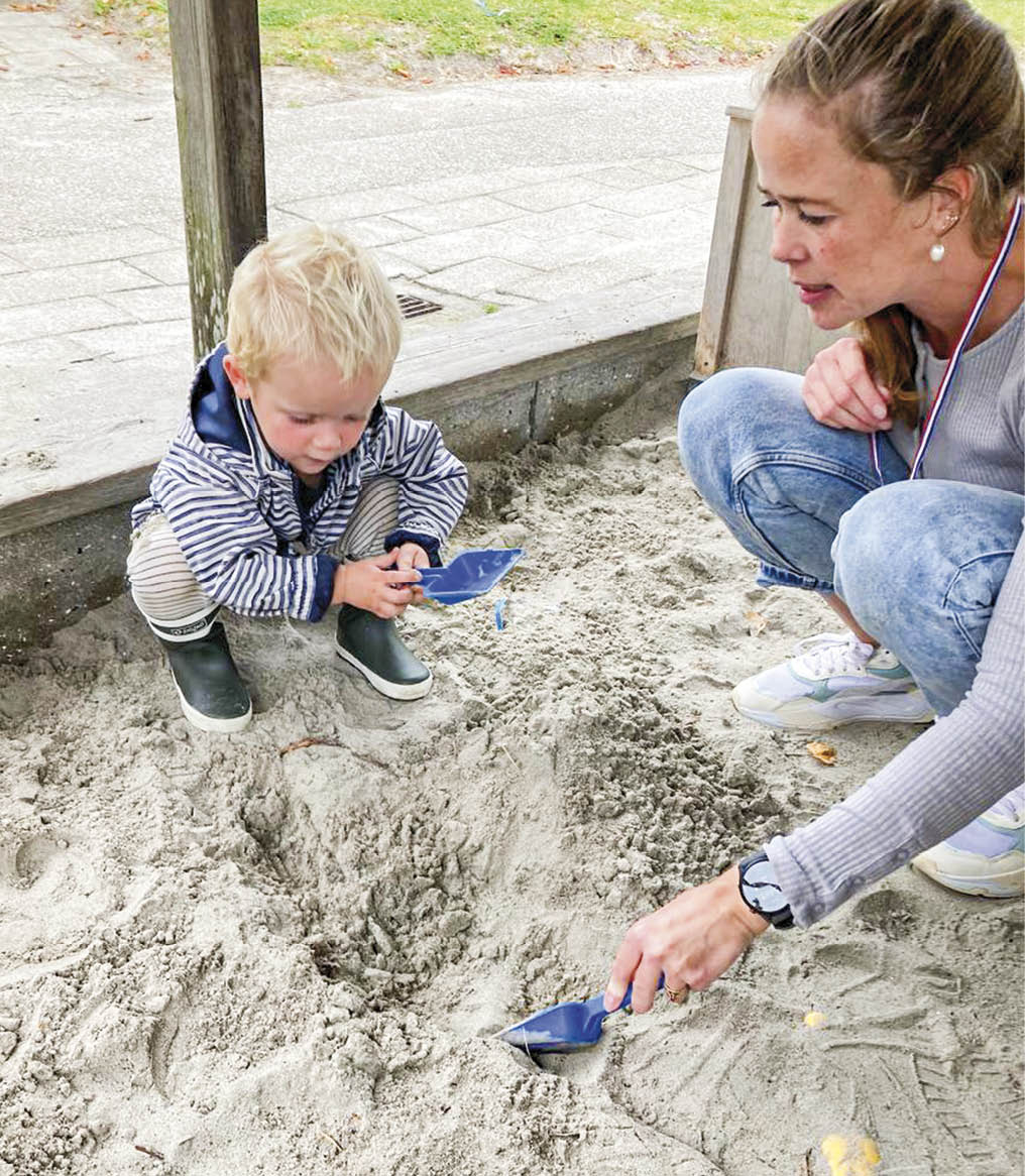 Der graves efter guld i sandkassen. Foto: Nordstrandens Vuggestue.